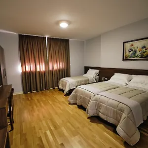 https://in-center-hotel.albaniahotels.org